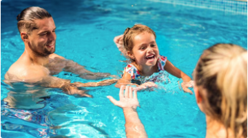 Eltern Kindschwimmen